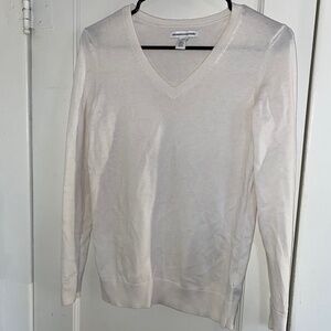 Women’s White V-Neck Sweater, Small